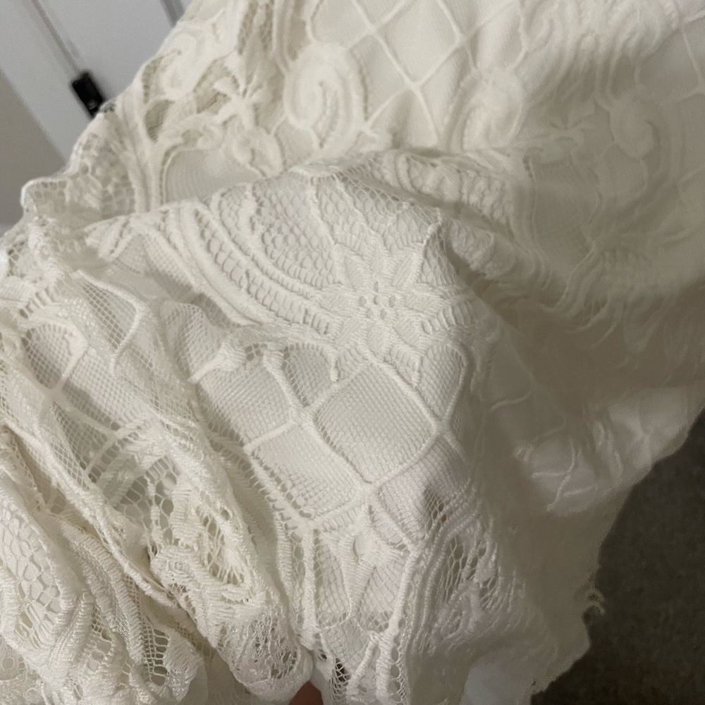 Alfani White Lace Top Size Small - Picture 3 of 5